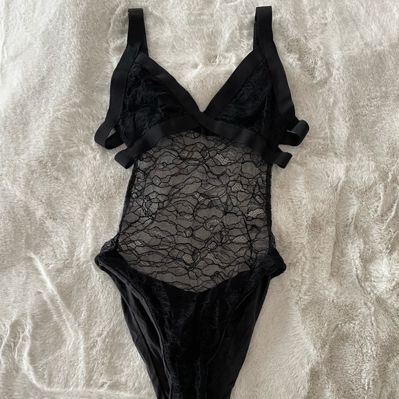 Planet Blue Life “Canne We Kiss Noit” lace black swimsuit/bodysuit - Picture 2 of 5